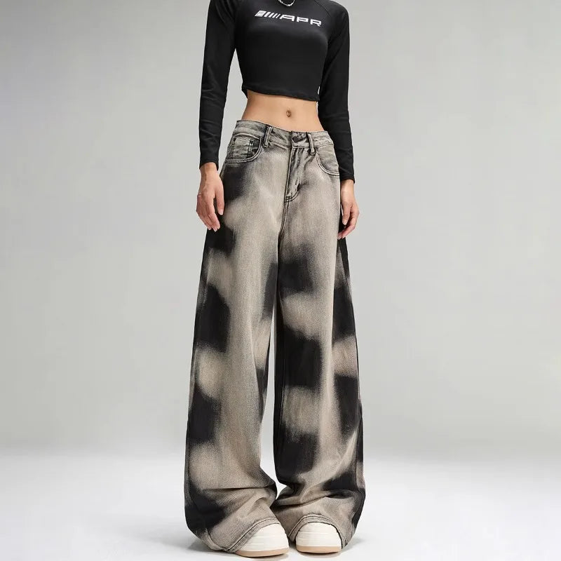 Grunge Sprayed Jeans