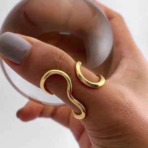 Infinity Twist Oversized Ring